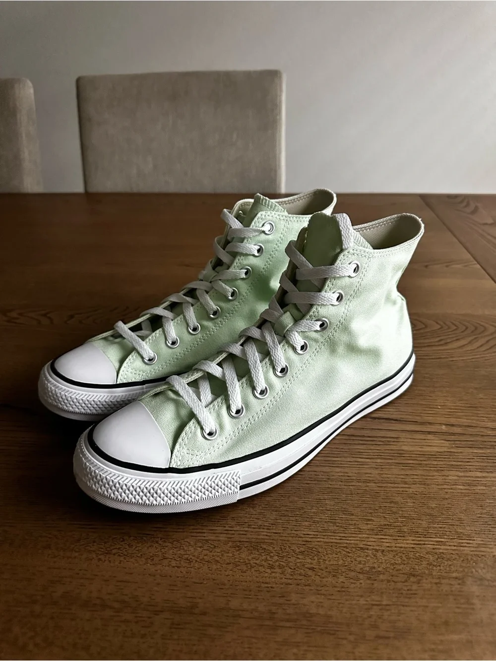 Converse High Top Sneakers Light Green with White